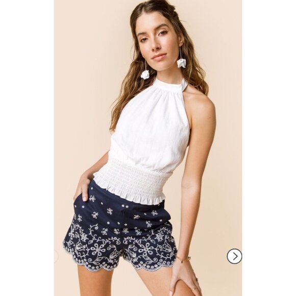 Francesca's Collections Pants - Francesca's Rachel Embroidered Scalloped Shorts